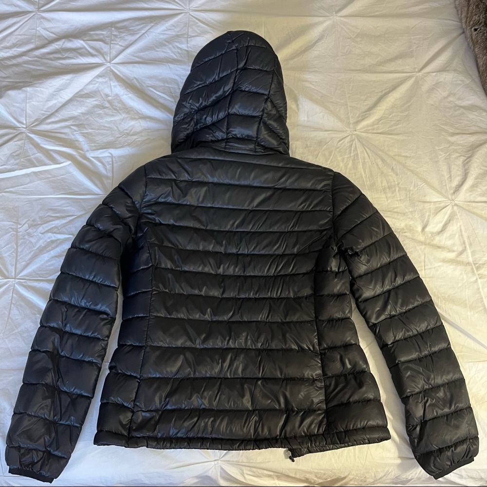 Aritzia puffer jacket